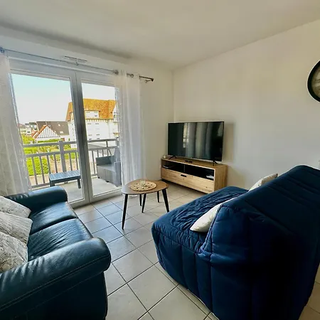 Spacieux Avec Balcon - A 50m De La * Courseulles-sur-Mer