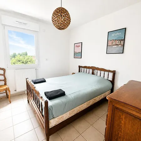 Spacieux Avec Balcon - A 50m De La * Courseulles-sur-Mer