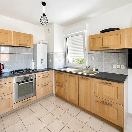 Spacieux Avec Balcon - A 50m De La Apartment *