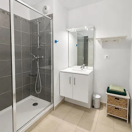 Spacieux Avec Balcon - A 50m De La Apartment *