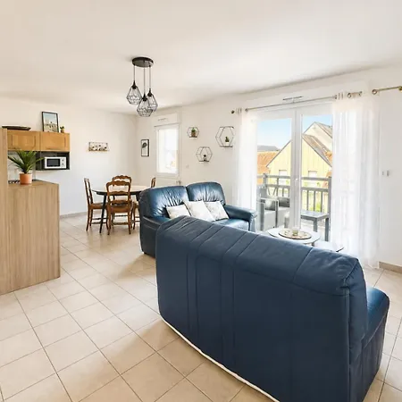 Spacieux Avec Balcon - A 50m De La
