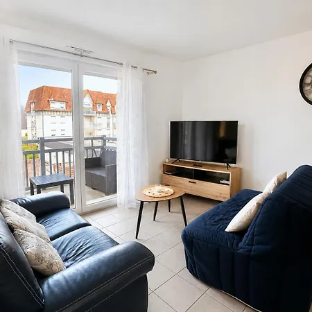 Spacieux Avec Balcon - A 50m De La * Courseulles-sur-Mer