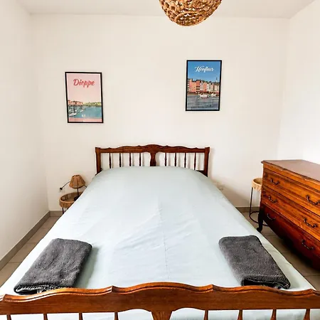 Apartment Spacieux Avec Balcon - A 50m De La