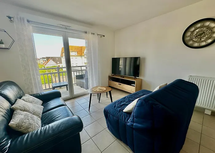 Spacieux Avec Balcon - A 50m De La * Courseulles-sur-Mer