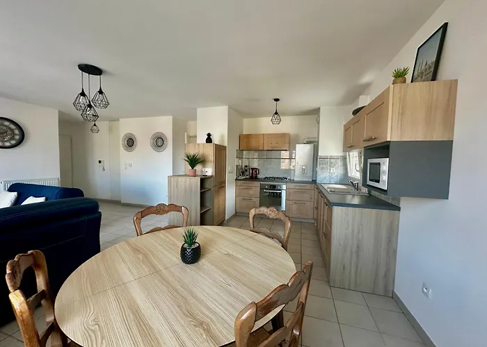 Lägenhet Spacieux Avec Balcon - A 50m De La Courseulles-sur-Mer